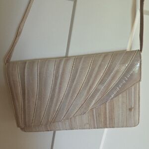Elegant Cream Shoulder Bag